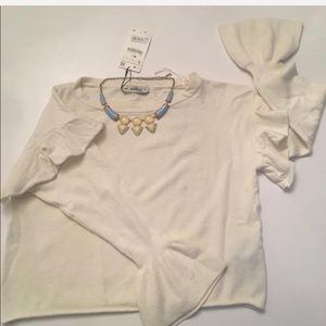Zara off white ruffle‎ top